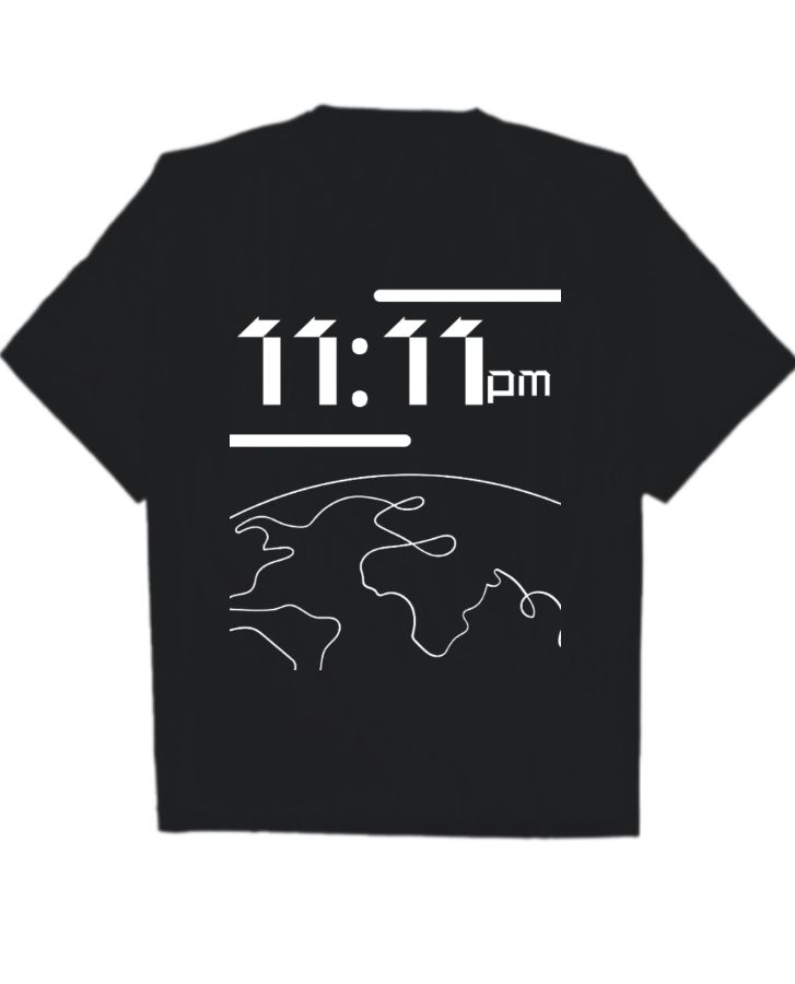 5 sleeve black t-shirt - Front